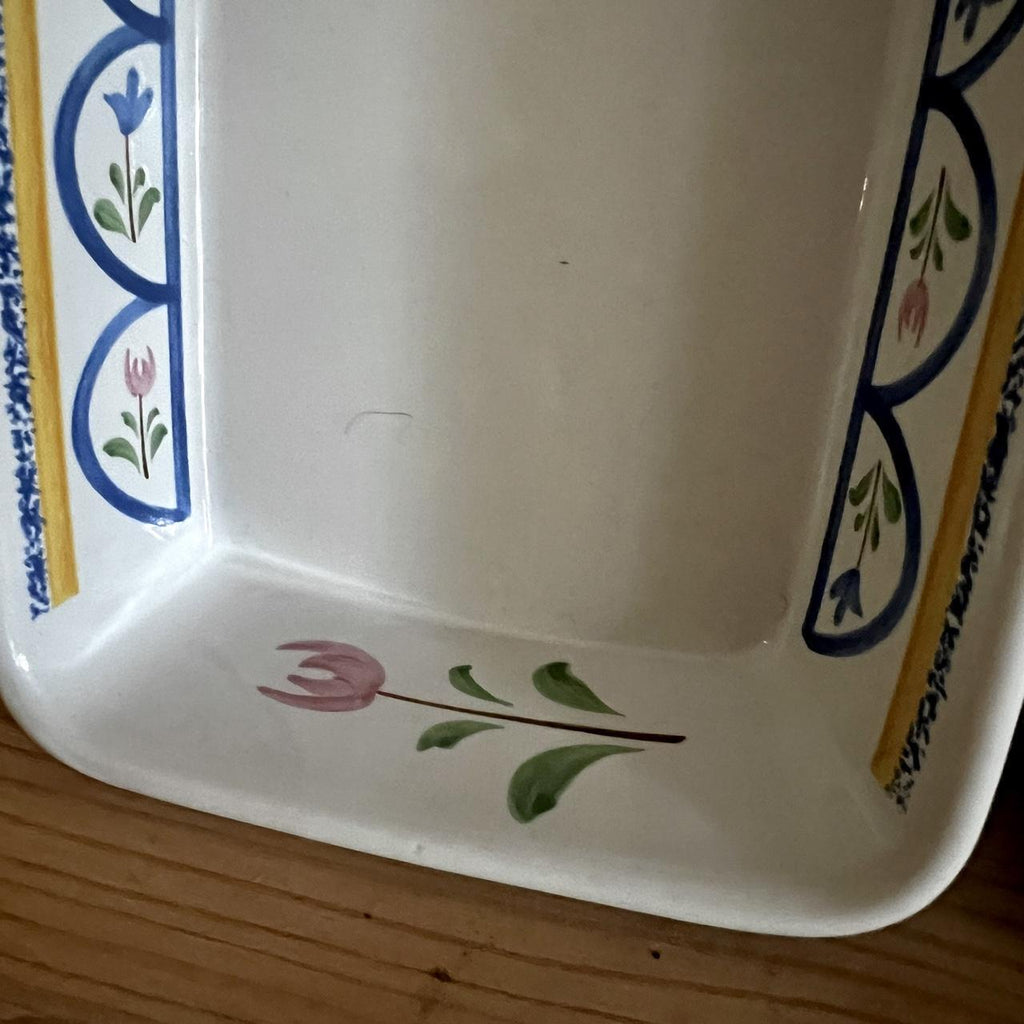 White and Multi Dinnerware