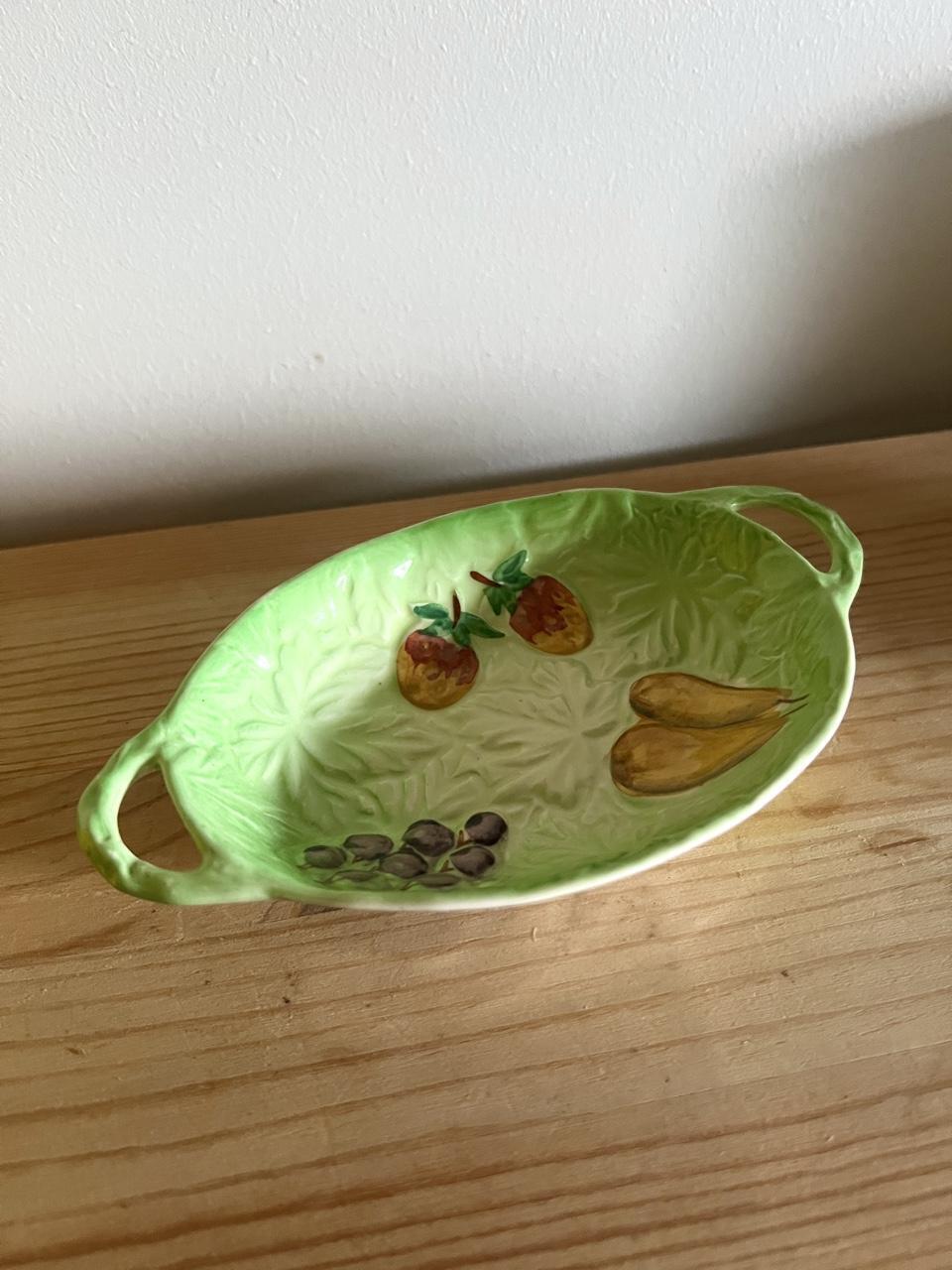 🍐 1960s Staffordshire Hand Painted Fruit Serving Dish