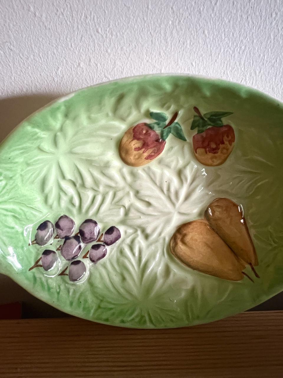🍐 1960s Staffordshire Hand Painted Fruit Serving Dish