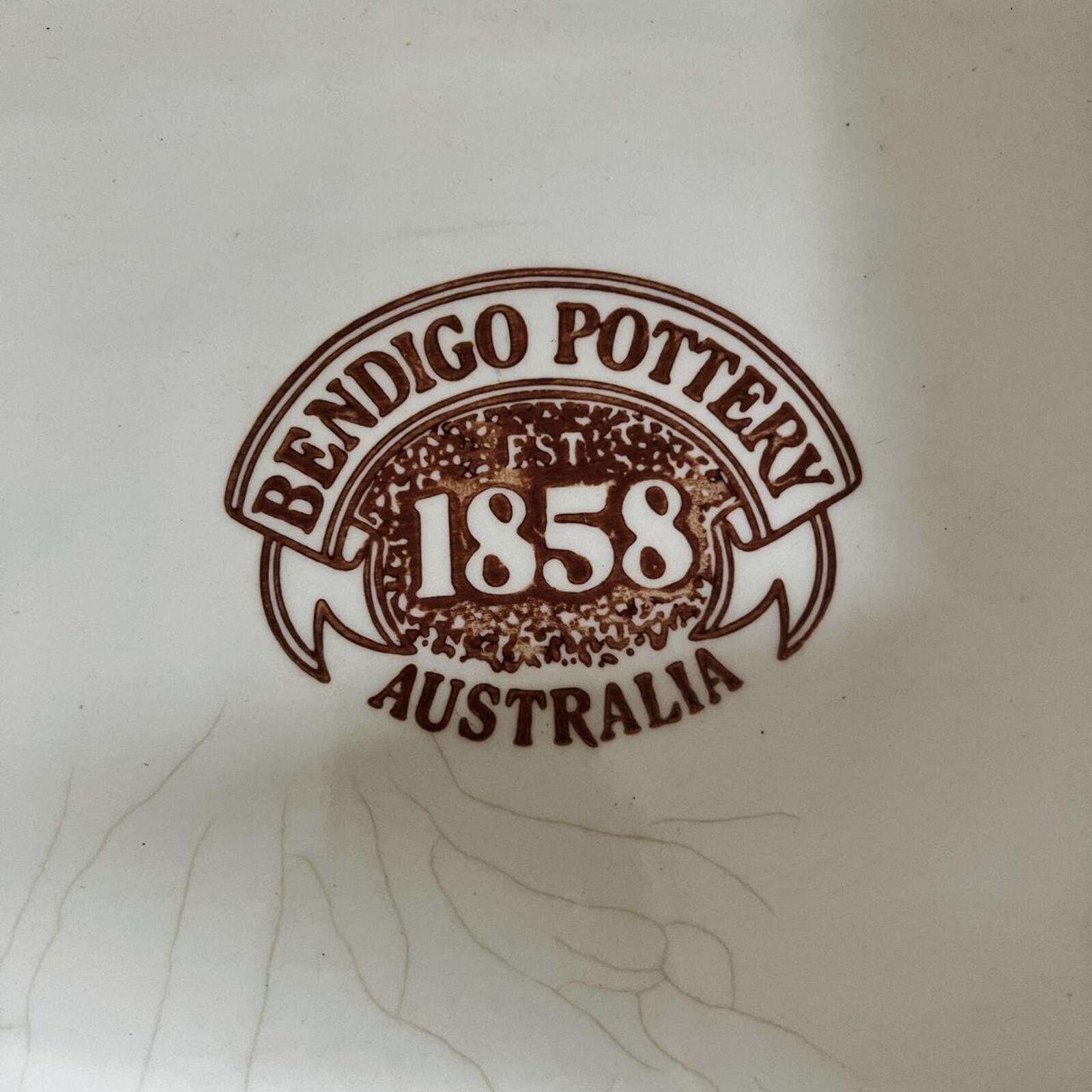Vintage Bendigo Pottery Baking Dish