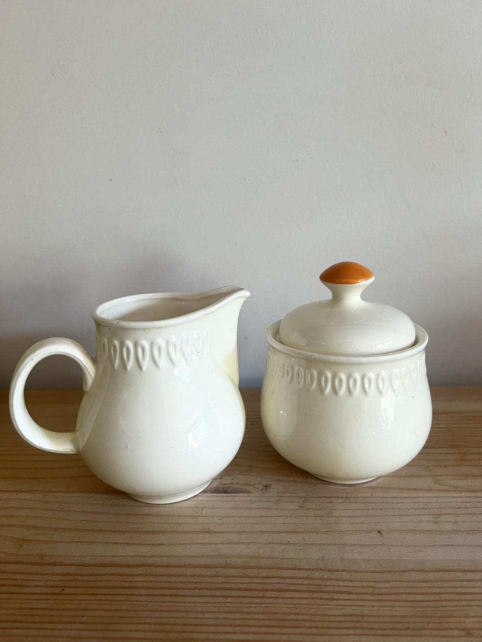🌼 Vintage Sarasota by Shafford Cream & Sugar Set